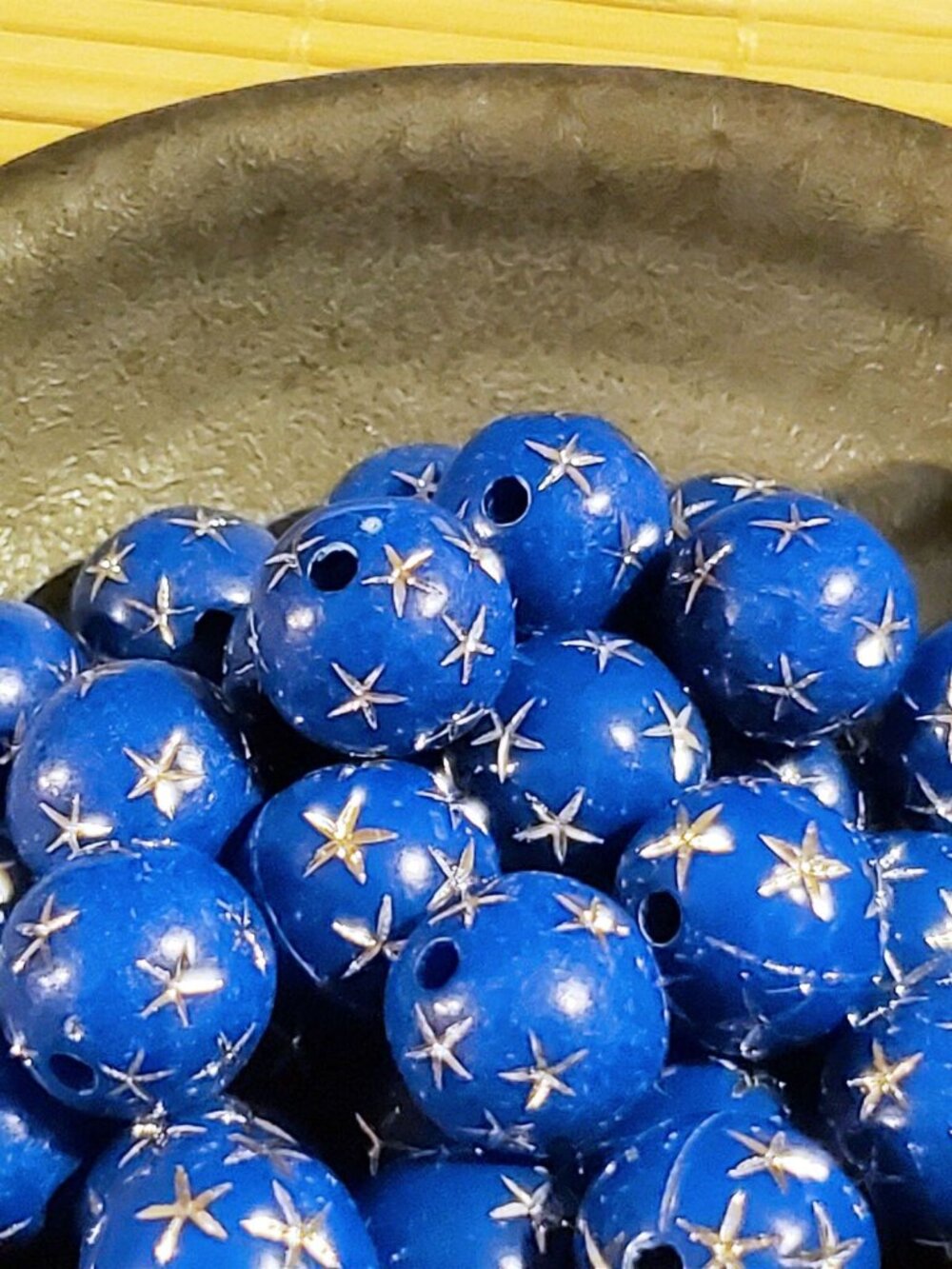 10 Vintage Retro Cobalt Blue Silver Stars 12mm Round Acrylic Shabby Beads